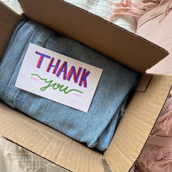 Posh Ambassador Rebekah - Picture 2 of 2